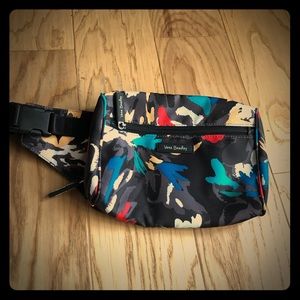 ✨BRAND NEW✨Vera Bradley Belt Bag